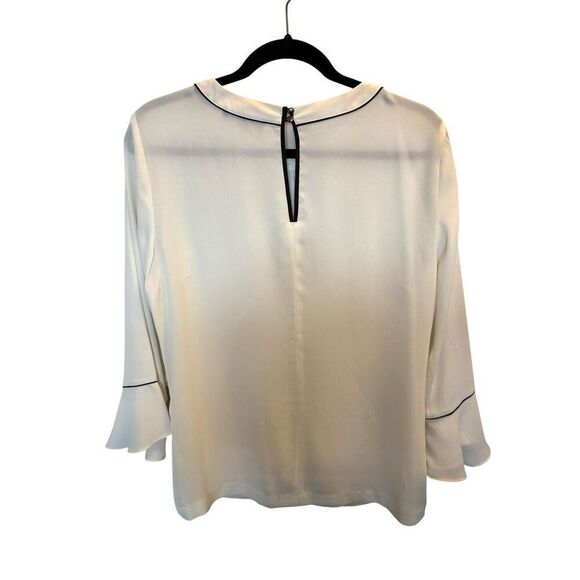 Banana Republic size medium white blouse with flounce sleeve and black piping - Picture 2 of 3